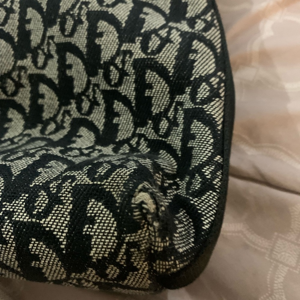 Authentic Dior Diorissimo Crossbody Bag - Picture 11 of 16